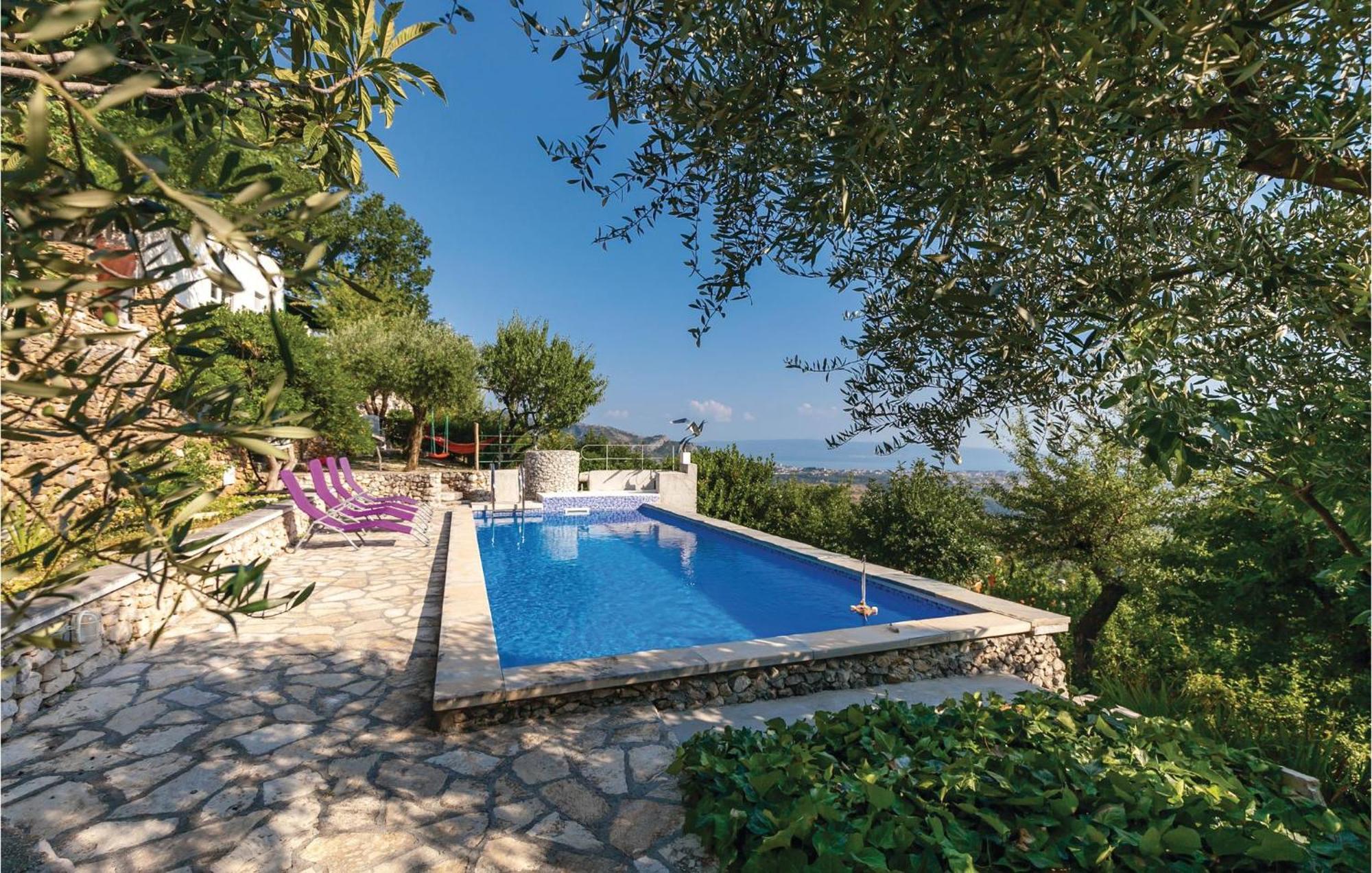 Gorgeous Home In Klis With Wifi Bobani Extérieur photo
